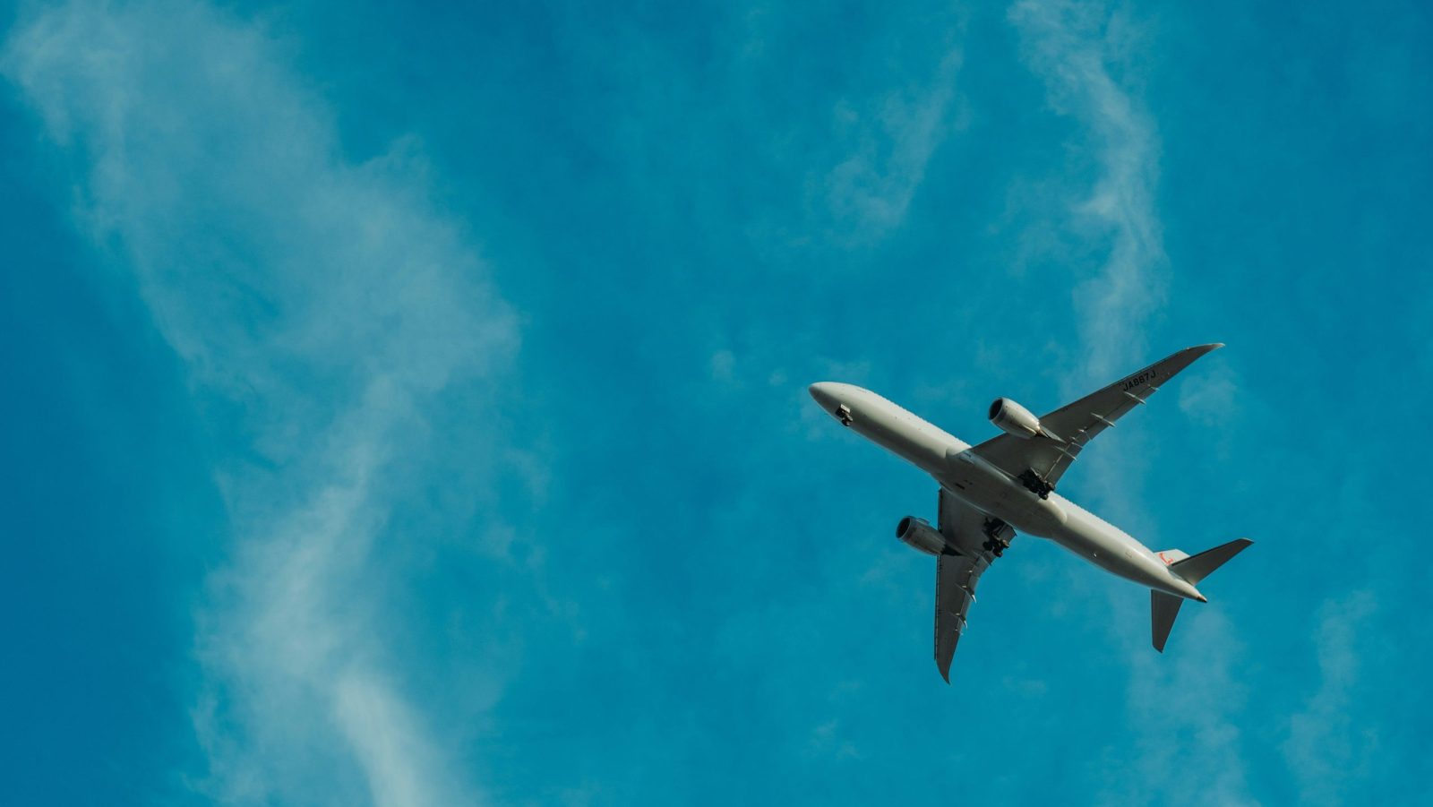 ¿Qué hacer si cancelan tu vuelo? Derechos que debes conocer