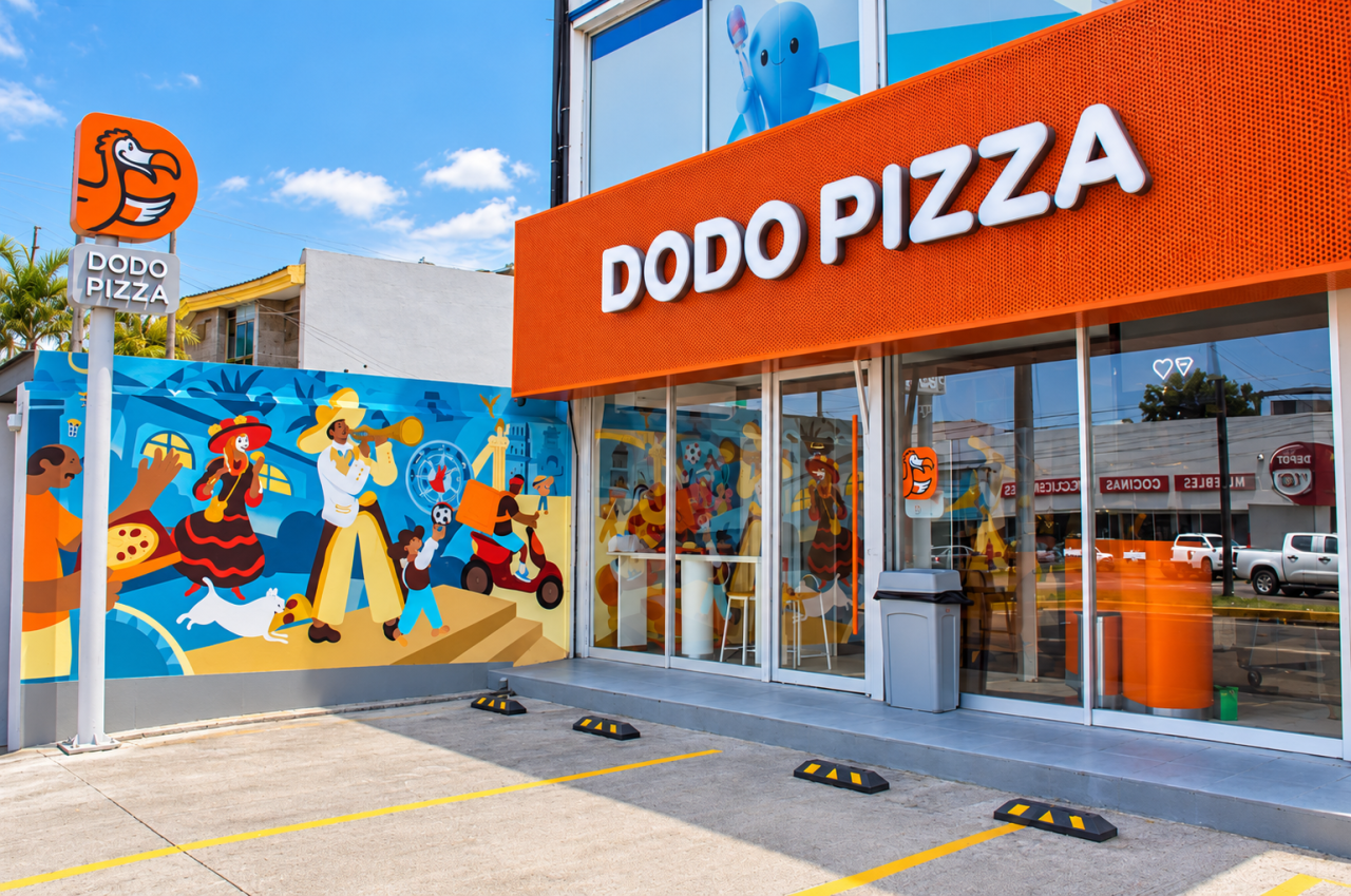 ¿Quién es dueño de Dodo Pizza, la cadena rusa que quiere quitarle clientes a Little Caesars y Domino's en México?