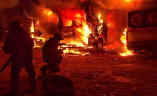 Rusia y Ucrania comienzan alto al fuego en Oleshky para misión humanitaria; tregua fue negociada por Melania Trump