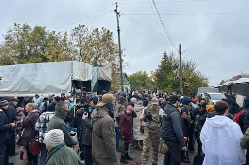 Rusia y Ucrania completan misión humanitaria en Olekshi, en medio de una tregua inédita