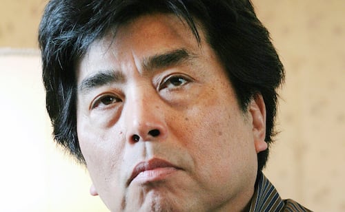 Ryu Murakami muere a los 74 años; el autor de "Sopa de miso" dejó huella en la literatura japonesa