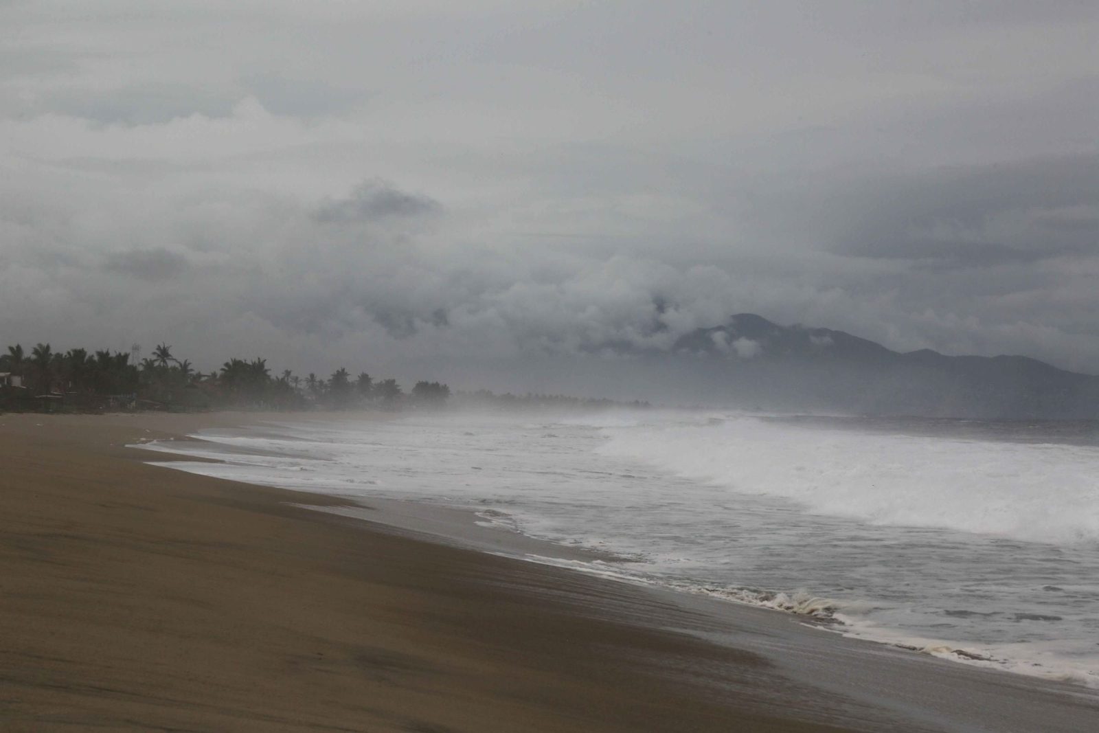 Se forma la depresión tropical Veintidós-E: ¿Cuál es su trayectoria y cuándo será huracán categoría 3?