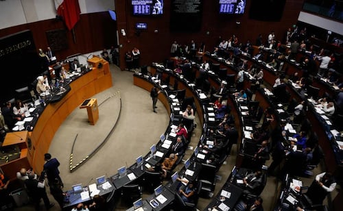 Senado "congela" exhortos para buscar solución a crisis del IMSS Bienestar; PAN, PRI y MC piden medicamentos e insumos