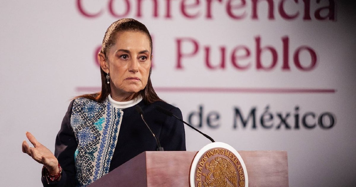 Sheinbaum justifica ausencia de Zoé Robledo; pide atender demandas del IMSS tras protestas