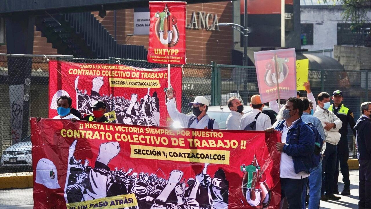 Trabajadores de confianza de Pemex llevan a la SCJN lucha por reconocimiento sindical
