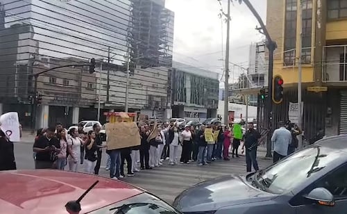 Trabajadores del IMSS protestan en Monterrey; denuncian falta de insumos, especialistas y mejoras salariales