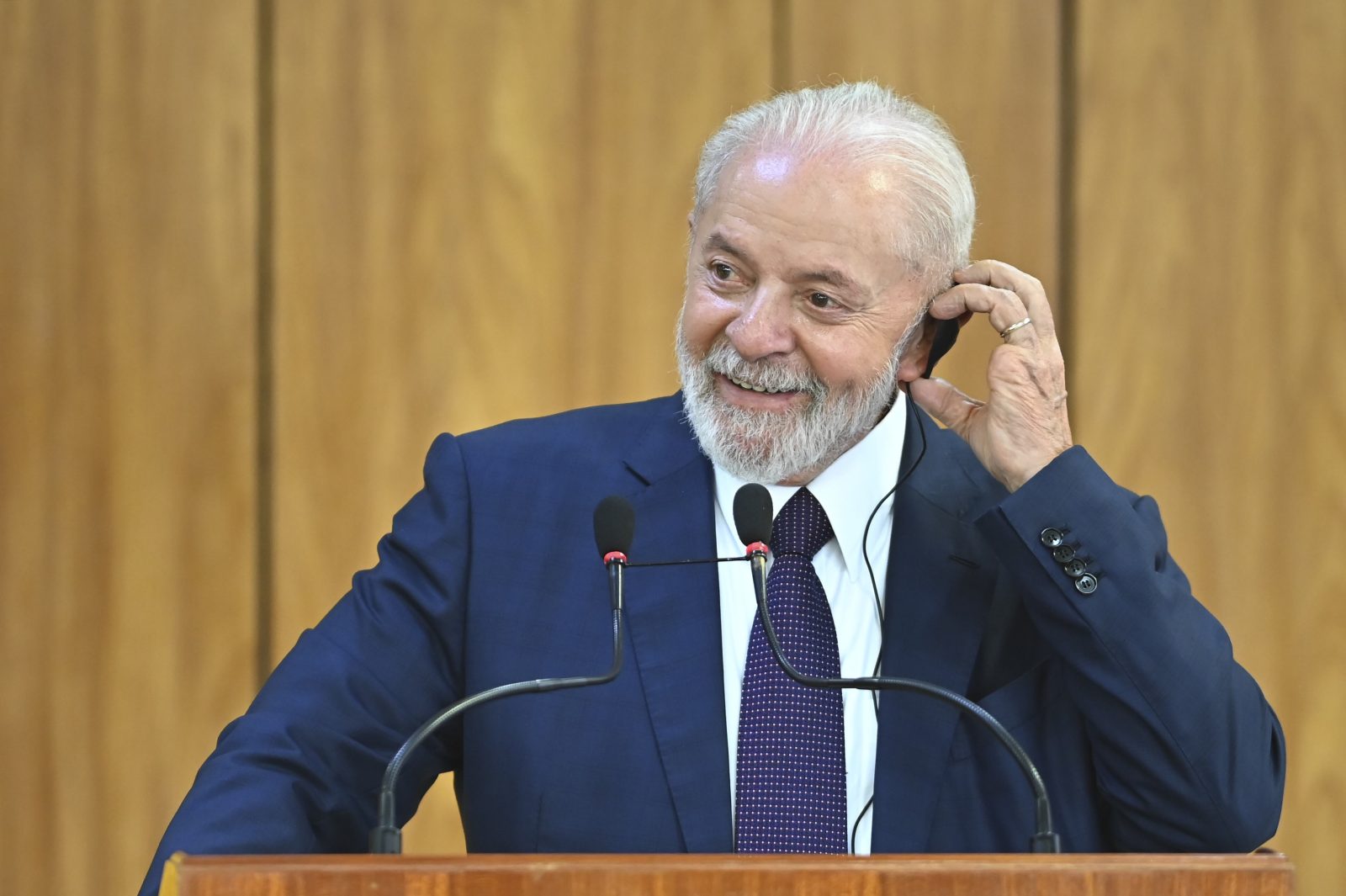Triunfo de Lula da Silva ‘tira’ la Bolsa de Brasil 16%... y suspende operaciones hasta por 30 minutos