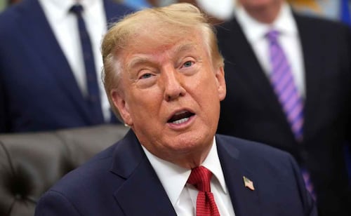 Trump amenaza con atacar "muy fuerte" a Irán si está detrás del incidente en avión de Flydubai; Israel ve "atentado terrorista"