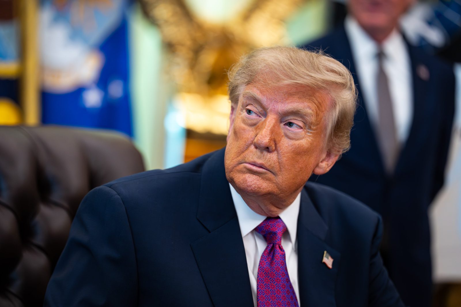 Trump ‘reparte culpas’ por probable derrota en elección del Senado en Texas: ‘Es por políticos mediocres’