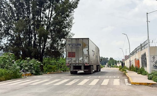 Van contra robo de carga en alrededores del AIFA