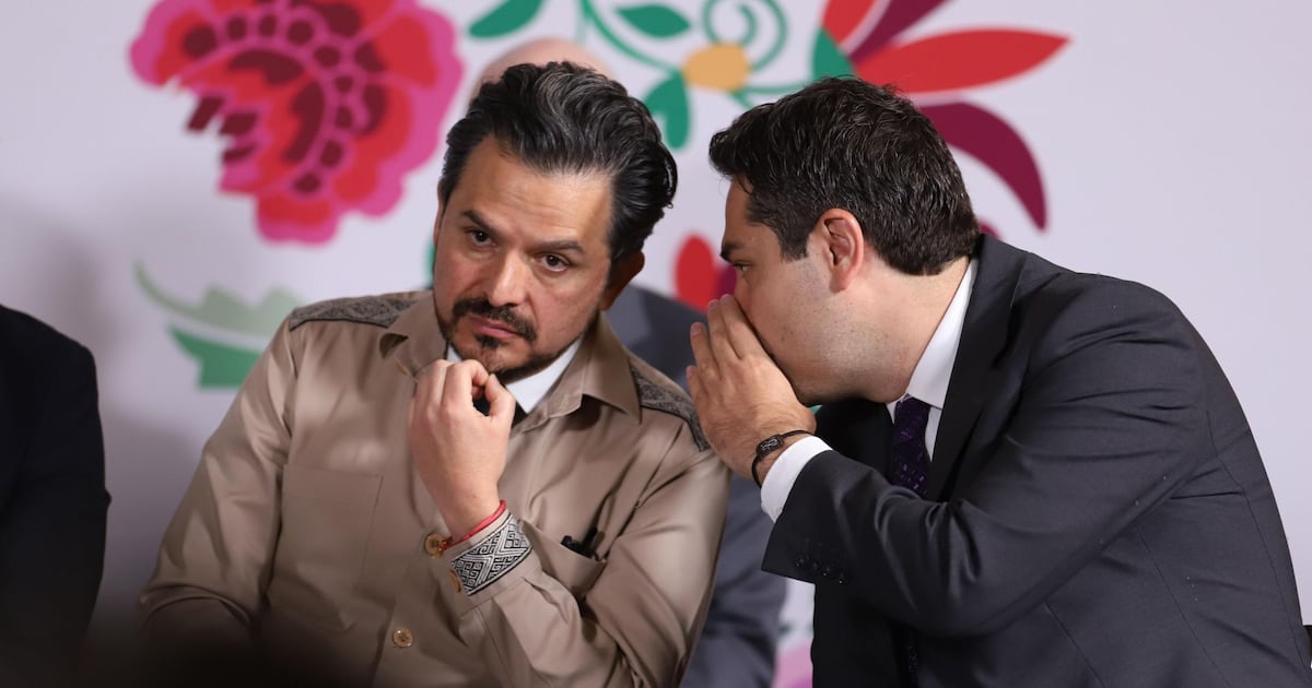 ¿Zoé Robledo tiene ‘un pie fuera’ del IMSS? Sheinbaum aclara su futuro tras protestas